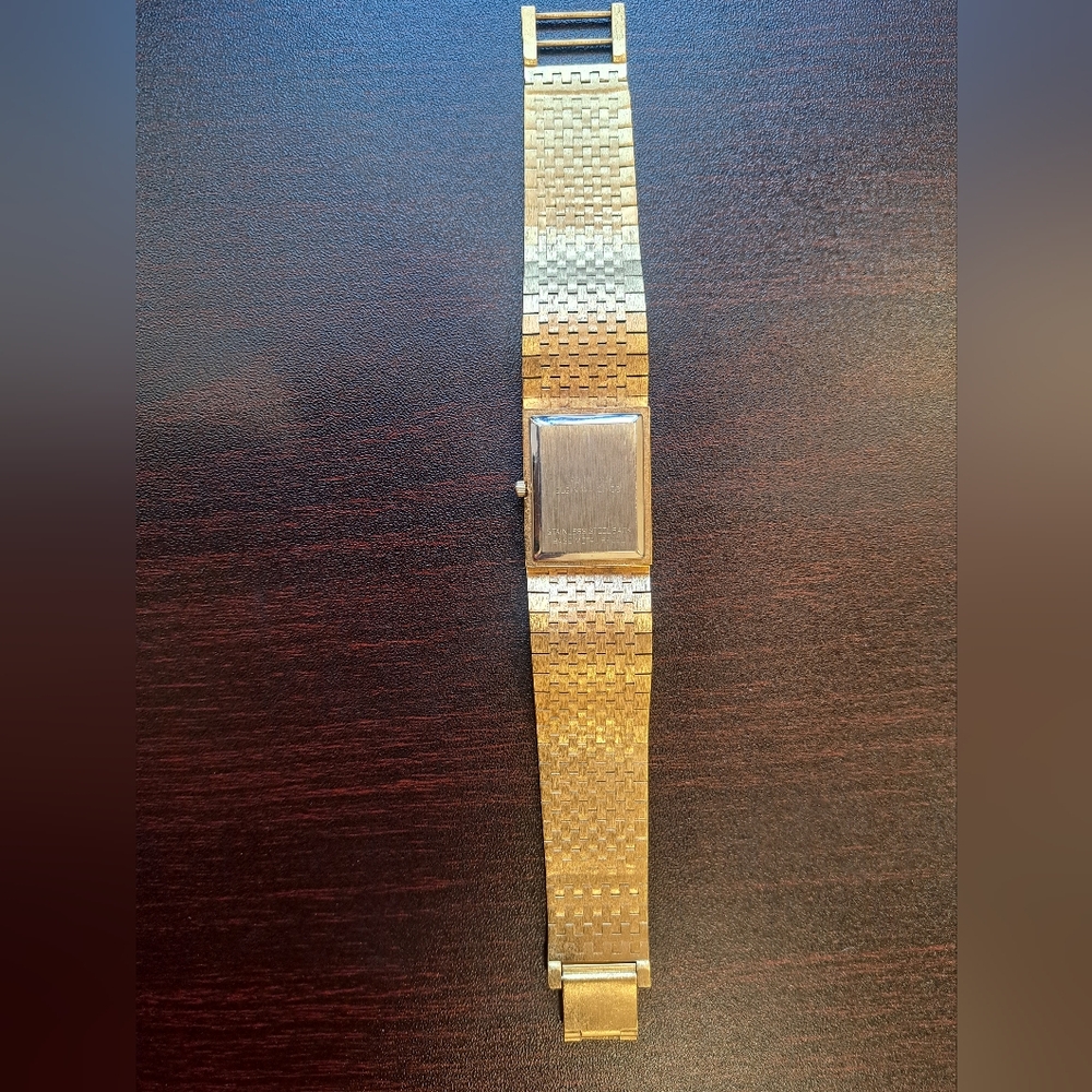 Vintage Elgin Watch Brushed Gold Textured Diamond Bezel - Picture 4 of 6